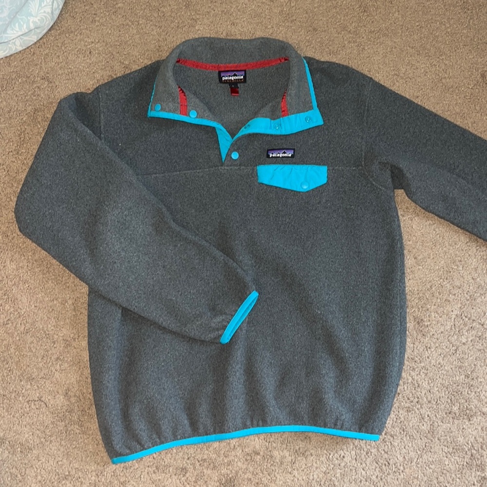 Womens Synchilla Patagonia sweatshirt